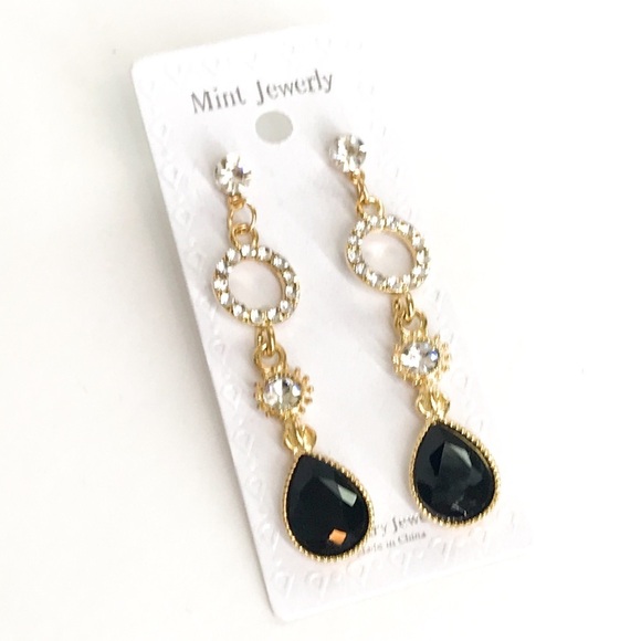 Black Rhinestone Costume Jewelry Pierced Earrings - Picture 1 of 3